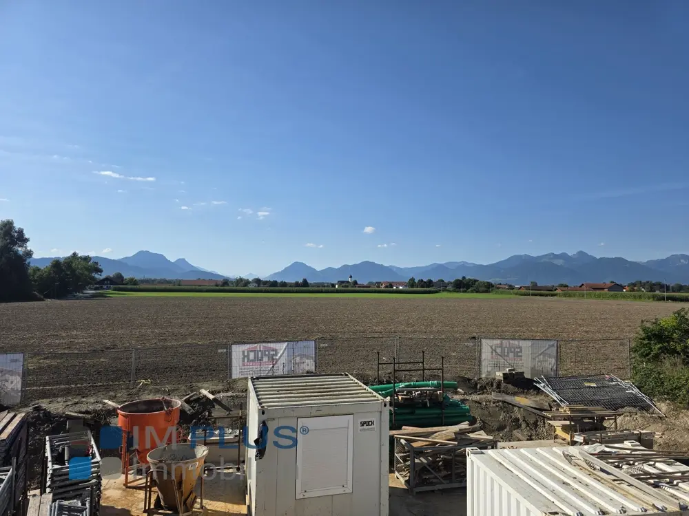Neubau-Dachgeschosswohnung mit unverbaubarem Bergblick in bester Lage – Bild 6