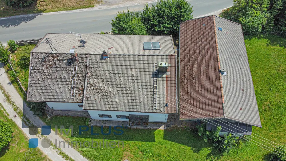 Ehemaliger Bauernhof mit vielfältigen Nutzungsmöglichkeiten – Bild 5