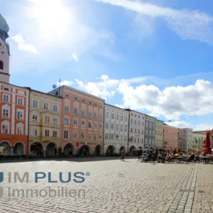 TOP LAGE – seltene 3-Zimmer-Dachgeschosswohnung über zwei Etagen am Max-Josefs-Platz
