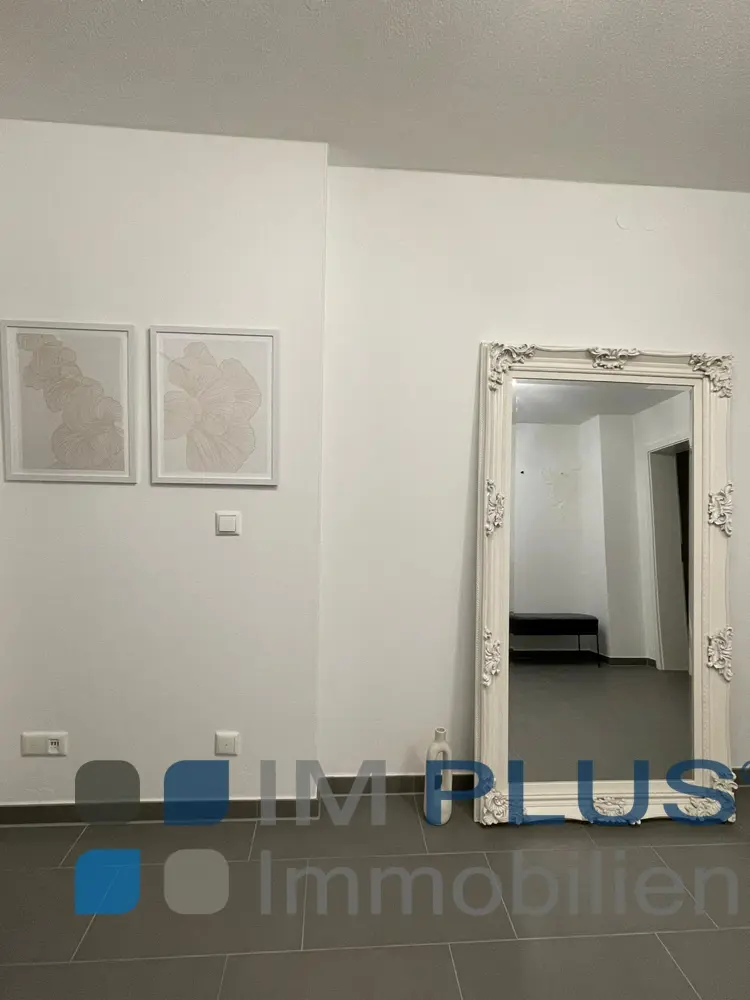 TOP LAGE – seltene 3-Zimmer-Dachgeschosswohnung über zwei Etagen am Max-Josefs-Platz – Bild 3